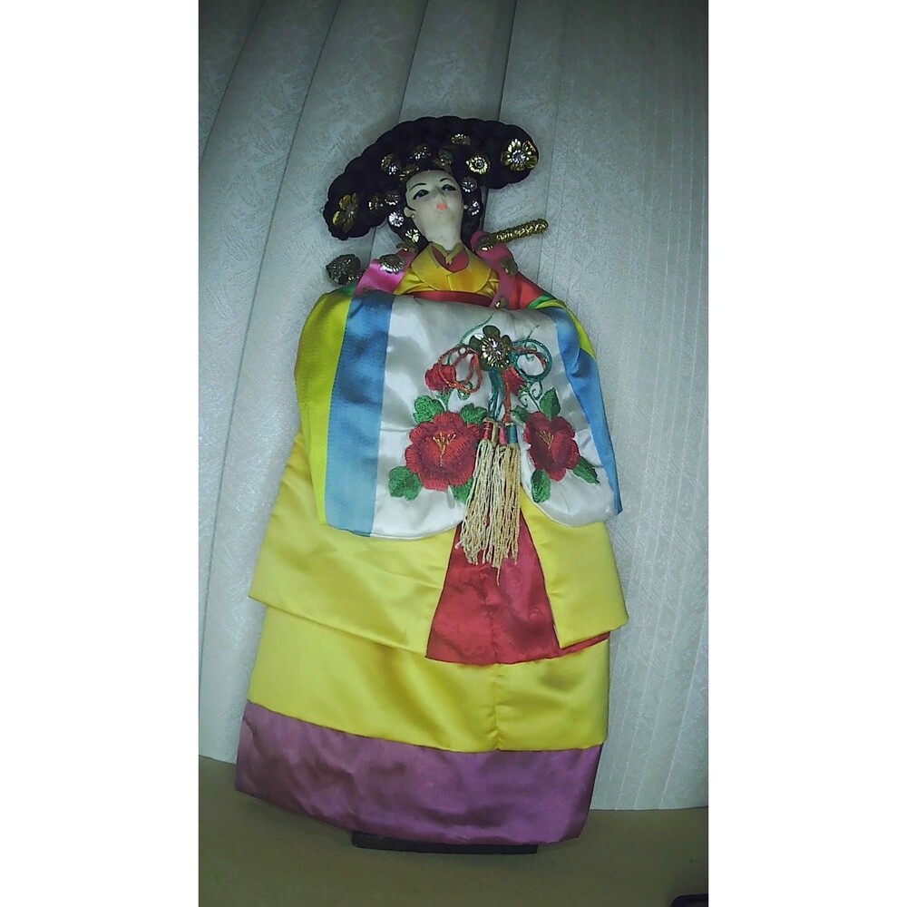 20 inch Traditional Korean Wedding Bride Doll